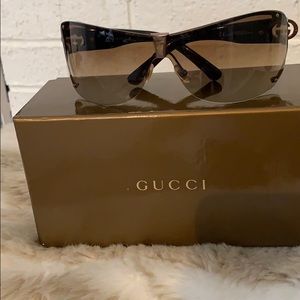 Gucci Sunglasses with Crystal logo